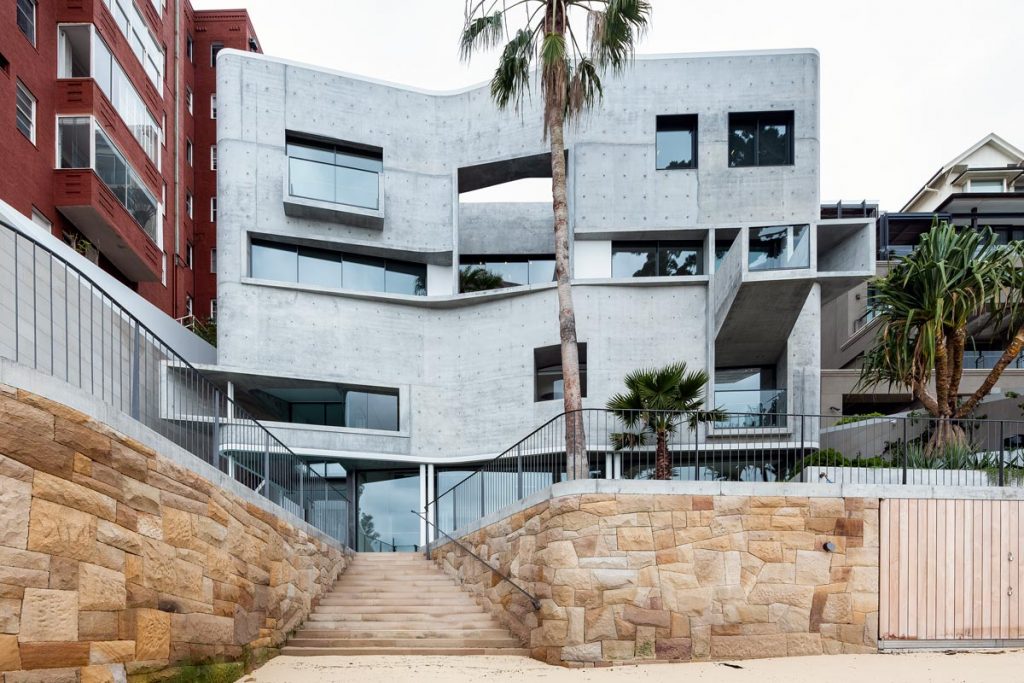 House Taurus Point Piper 1